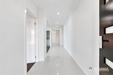 Property photo of 72 Trevor Crescent Truganina VIC 3029