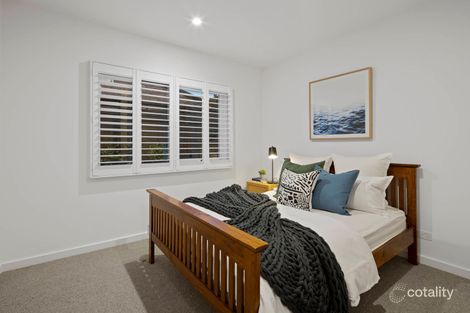 2/15 Roseberry Ave, Brighton East, VIC 3187