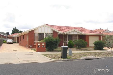 2/24 Saratoga Cres, Keilor Downs, VIC 3038