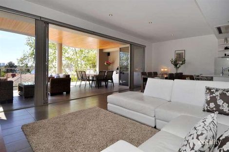 Property photo of 4/13 Tweeddale Road Applecross WA 6153