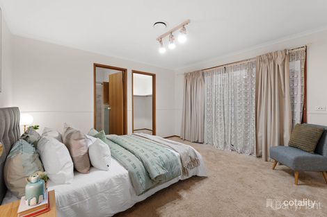 Property photo of 6 Neilian Retreat Berwick VIC 3806