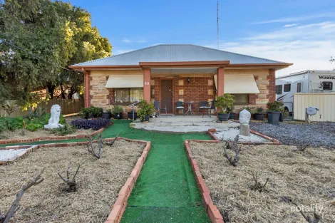 59 Railway Tce, Snowtown, SA 5520
