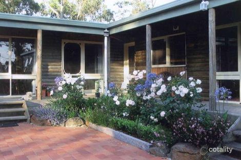 459 Steels Creek Rd, Steels Creek, VIC 3775