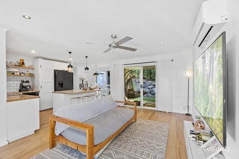 Property photo of 37 Bards Court Nerang QLD 4211
