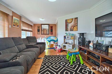 Property photo of 158 Willmott Drive Waikiki WA 6169