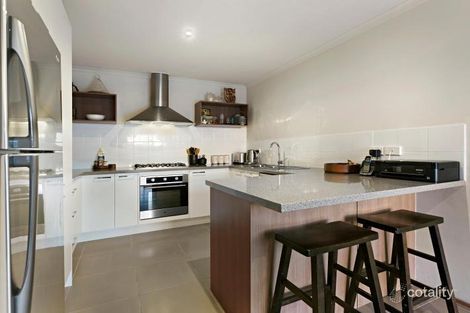 Property photo of 2/2 George Street Somerville VIC 3912