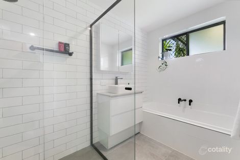 Property photo of 1/4 Doggett Drive Miami QLD 4220