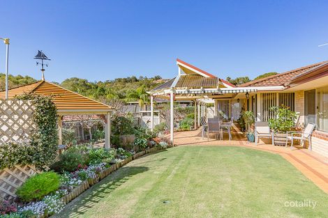 Property photo of 8 Malbec Place Mount Nasura WA 6112