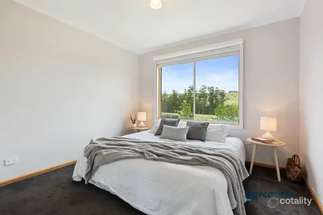 Property photo of 4 Sue Napier Drive Ulverstone TAS 7315