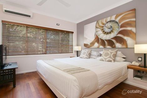 Property photo of 9 Veivers Road Palm Cove QLD 4879