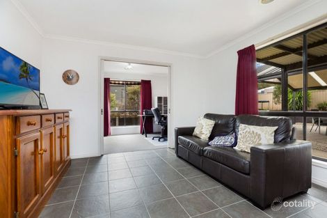Property photo of 7 Bedarra Court Maiden Gully VIC 3551