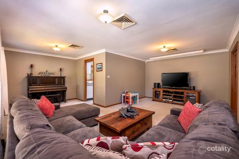 Property photo of 18 The Carriageway Glenmore Park NSW 2745
