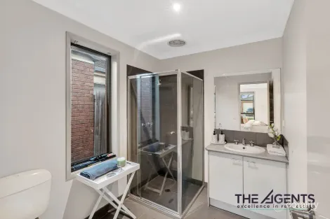 Property photo of 34 Leda Drive Tarneit VIC 3029