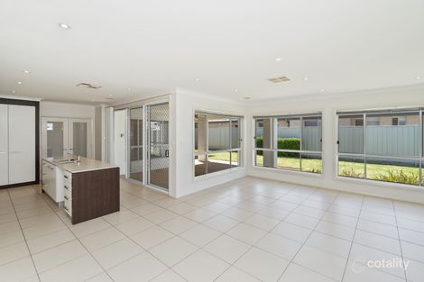 Property photo of 17 Budawang Place Tatton NSW 2650
