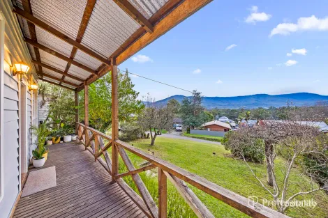 Property photo of 12 Crescent Road Yarra Junction VIC 3797