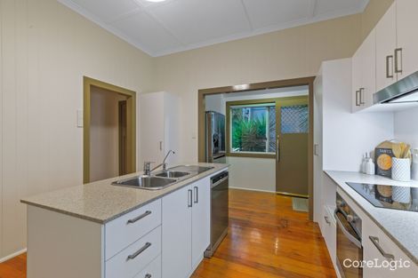 Property photo of 8 Walter Street Holland Park West QLD 4121