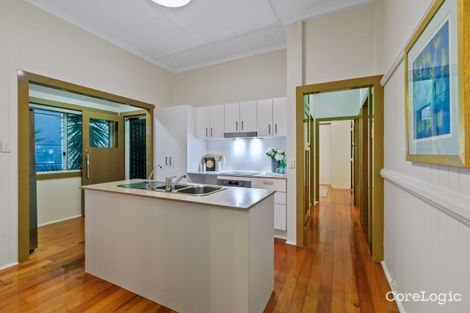 Property photo of 8 Walter Street Holland Park West QLD 4121
