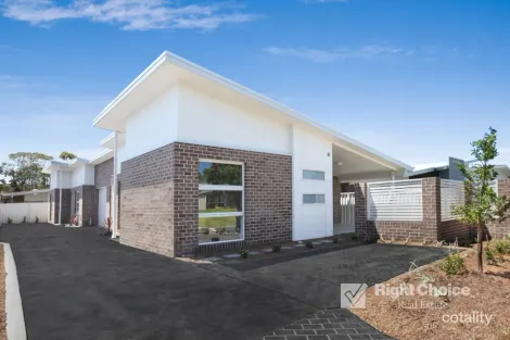 Property photo of 1/19 Tabourie Close Flinders NSW 2529