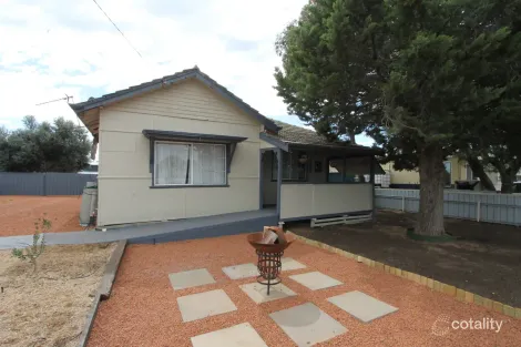 Property photo of 64 Caw Street Merredin WA 6415