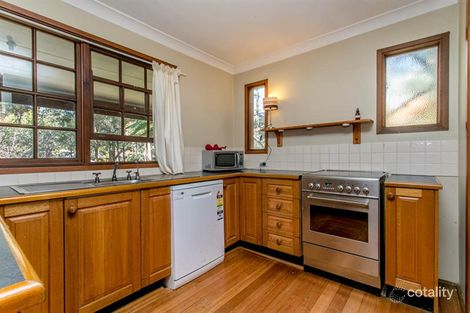 Property photo of 15 Currawong Crescent Bowen Mountain NSW 2753