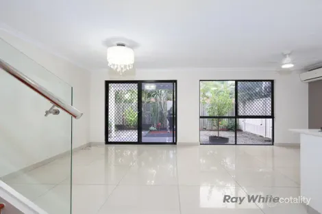 Property photo of 13/1 Jaffa Crescent Calamvale QLD 4116