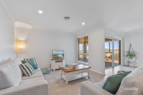 Property photo of 38 Newlands Crescent Kelso NSW 2795