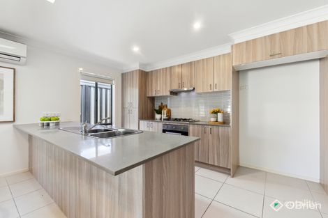 Property photo of 5 Forthbank Terrace Narre Warren South VIC 3805