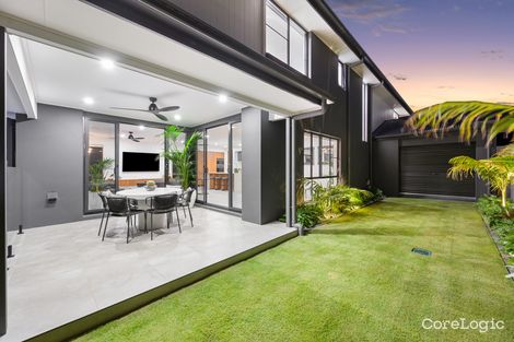 8 Havana Way, Paradise Point, QLD 4216