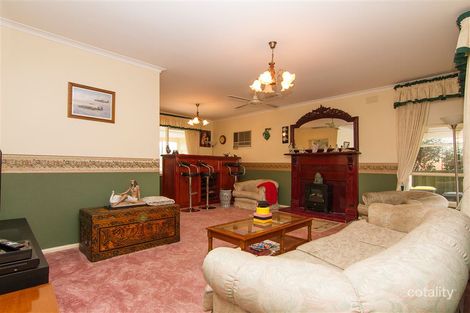 Property photo of 3 Cliveden Avenue Frankston VIC 3199