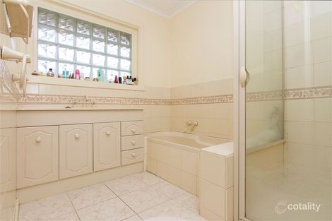 Property photo of 3 Cliveden Avenue Frankston VIC 3199
