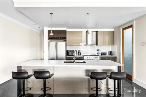 Property photo of 10 Caruana Crescent Harkness VIC 3337