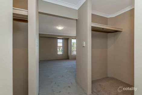 Property photo of 25 Kinsale Bend Port Kennedy WA 6172