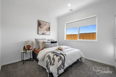 Property photo of 19 Hamish Road Darley VIC 3340