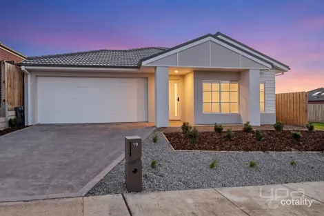 19 Hamish Rd, Darley, VIC 3340