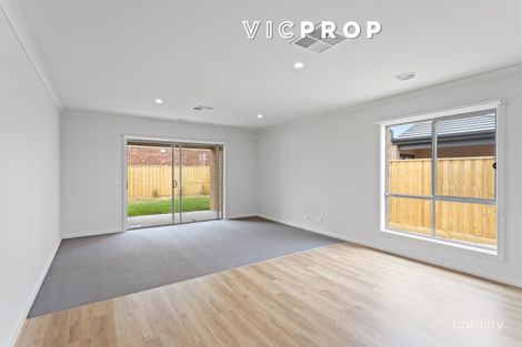 Property photo of 37 Gillespie Avenue Werribee VIC 3030