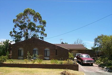 Property photo of 4 Adelina Court Camillo WA 6111