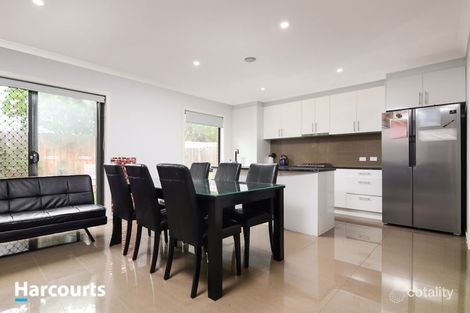 Property photo of 2/27 Jacaranda Drive Carrum Downs VIC 3201