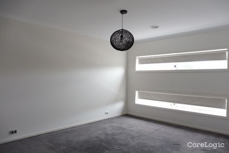 Property photo of 51 Abrus Circuit Cranbourne North VIC 3977