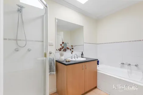 Property photo of 19 Kingham Street Newport VIC 3015