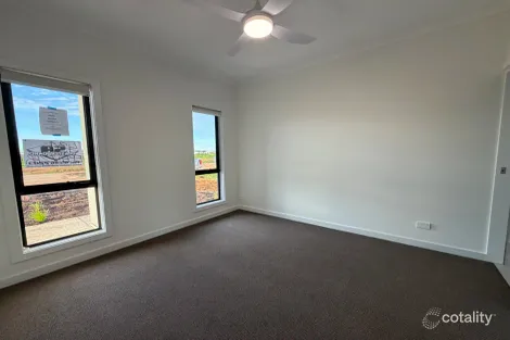 Property photo of 13 Ebenezer Loop Angle Vale SA 5117