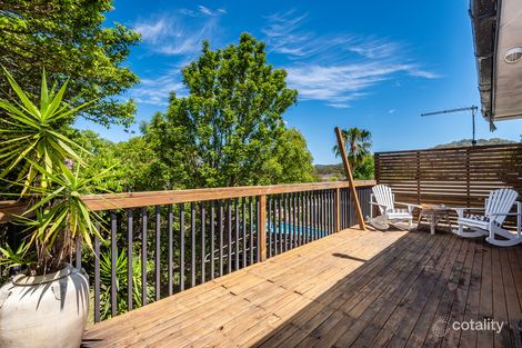 Property photo of 24 Headlam Parade Springfield NSW 2250