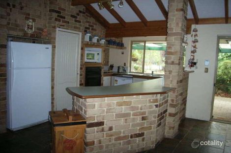 Property photo of 33 Kirkstall Way Sawyers Valley WA 6074