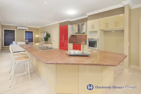 Property photo of 18 Jamieson Place Brookfield QLD 4069