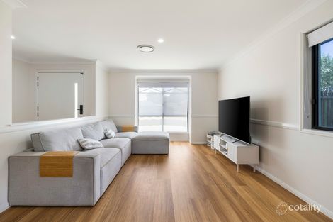 Property photo of 39 Wood Drive Middle Ridge QLD 4350