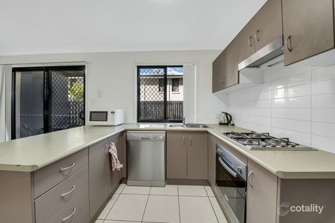 Property photo of 3/21 Roberts Street South Gladstone QLD 4680