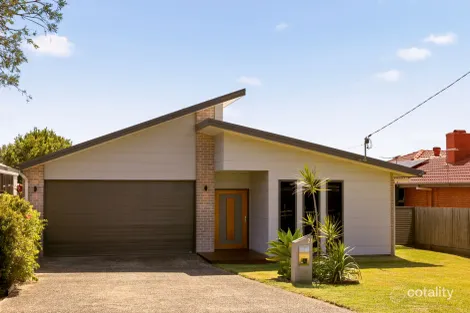 Property photo of 21 Armstrong Street Clontarf QLD 4019