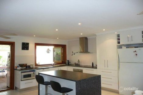 2/2 Emma Ct, Golden Beach, QLD 4551