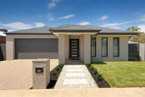 Property photo of 44 Cuthbert Street Killara VIC 3691