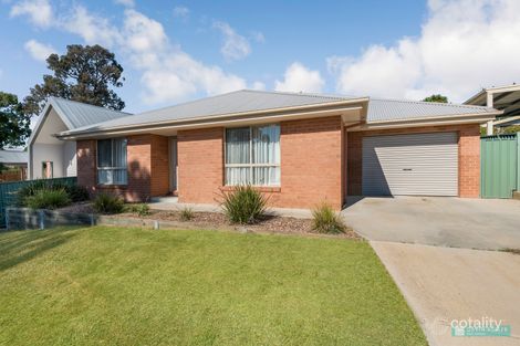 1/2 Thompson St, Long Gully, VIC 3550