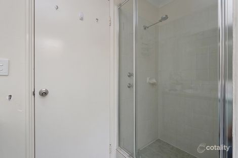 2/11 Priest Rd, Landsdale, WA 6065